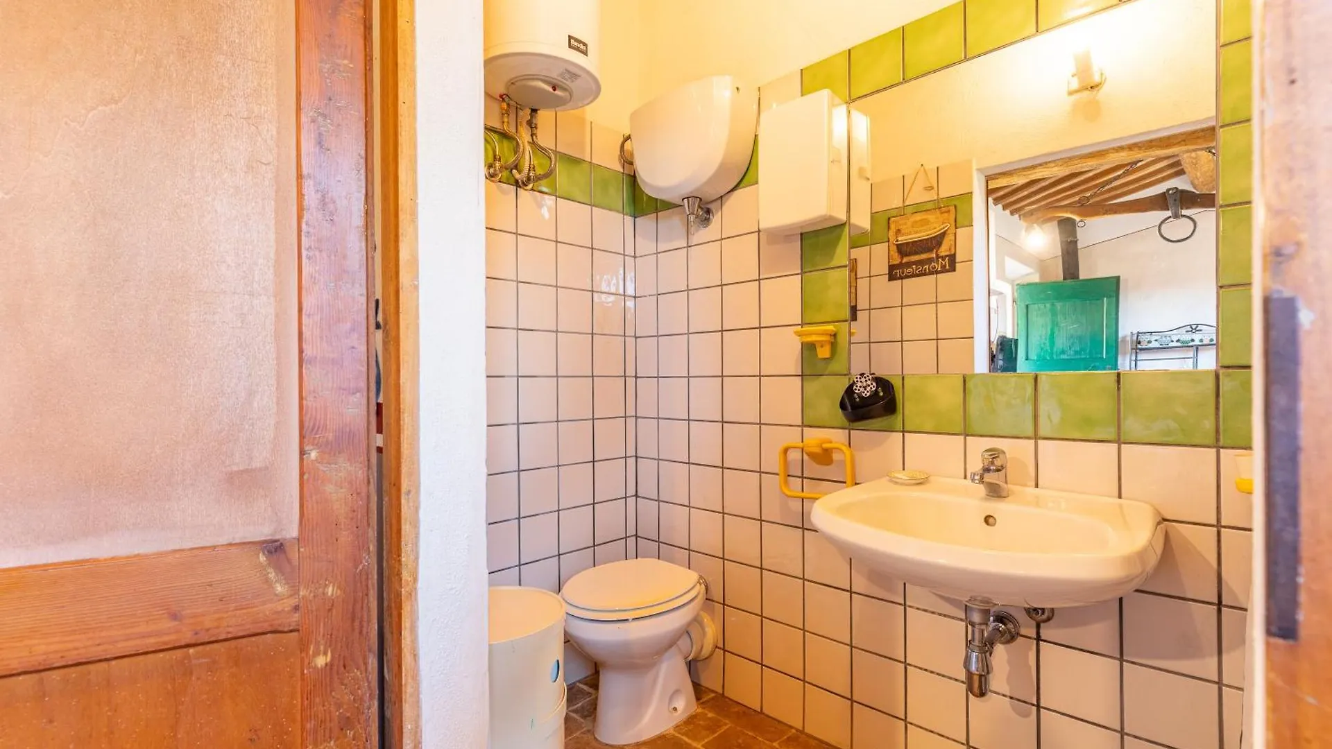 Farm stay Agriturismo Selvoli - La Scuola Pienza Italy